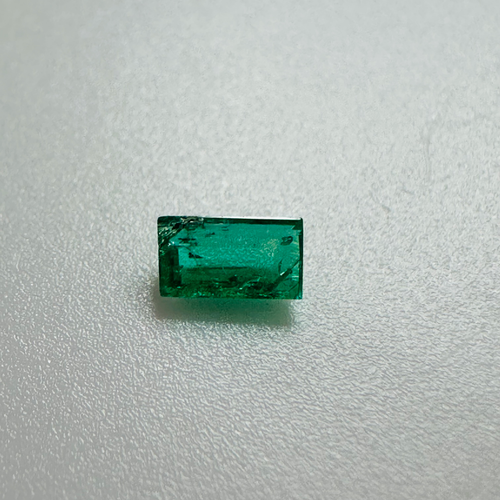 EMERALD BAGETTE 5.6MM X 3.2MM 0.30CTS image 1