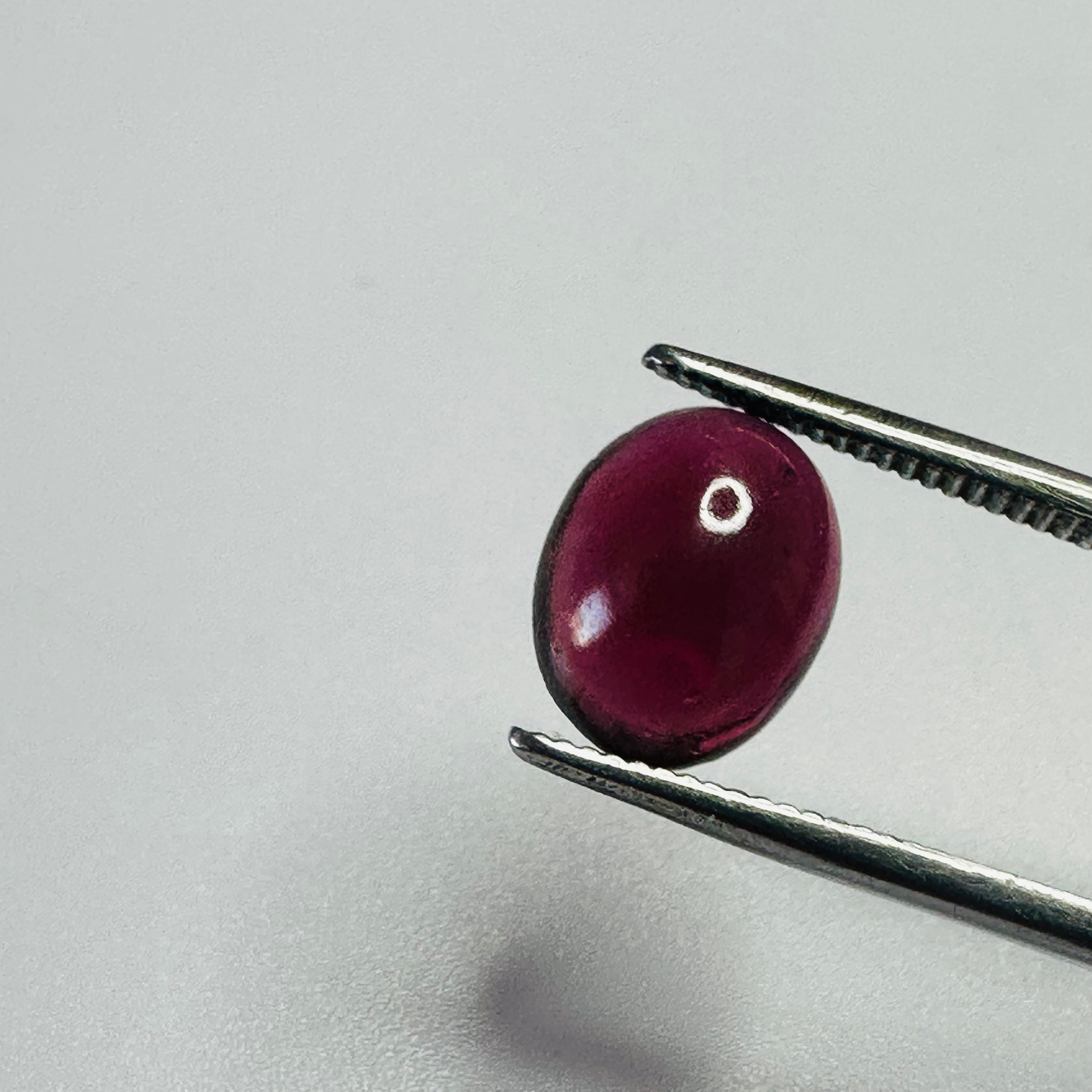 GARNET OVAL CAB  10MMX8MM 2.92CTS image 2