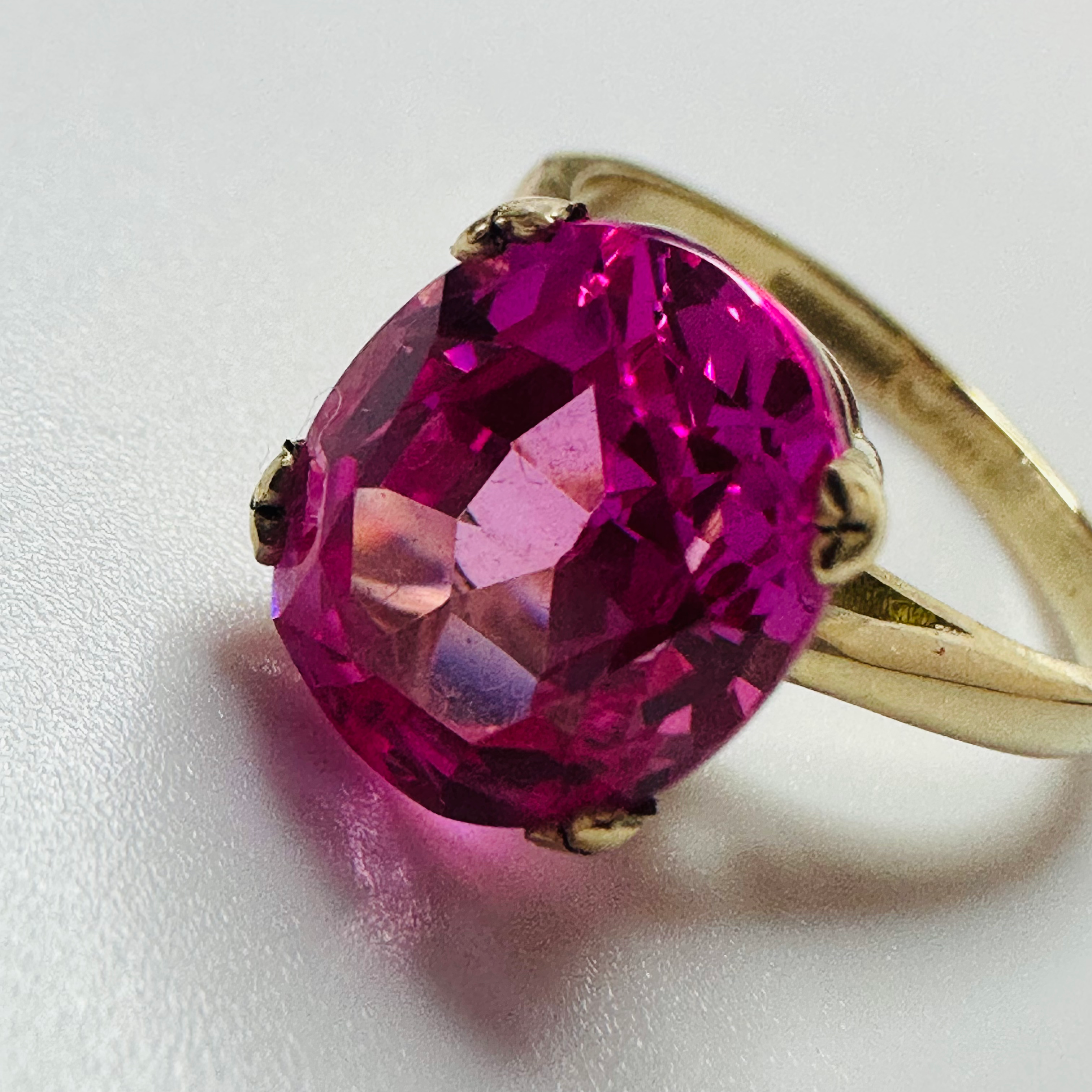 Hand cut Synthetic Sapphire Vivid Pink Yellow 9ct yellow gold ring size M1/2 image 1