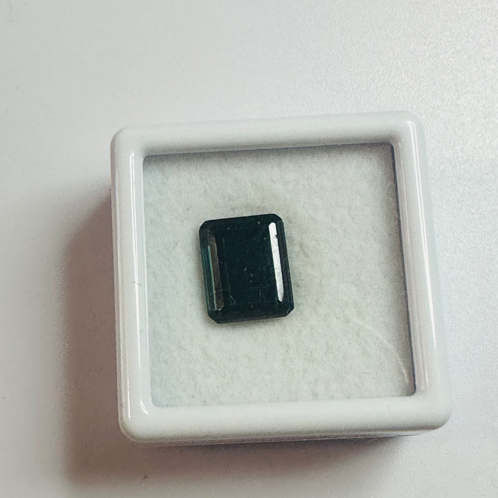 TOURMALINE BLUE TRAP CUT 9.5MM.X 7.5MM  3.31CTS image 2