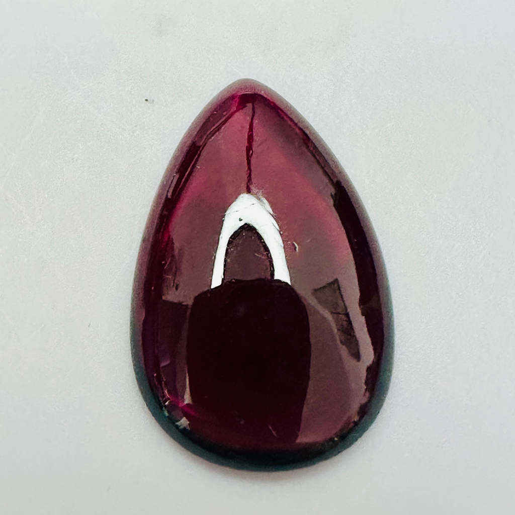 GARNET DROP CAB  27.5MMX17.5MM 23.31CTS PURPLE image 6