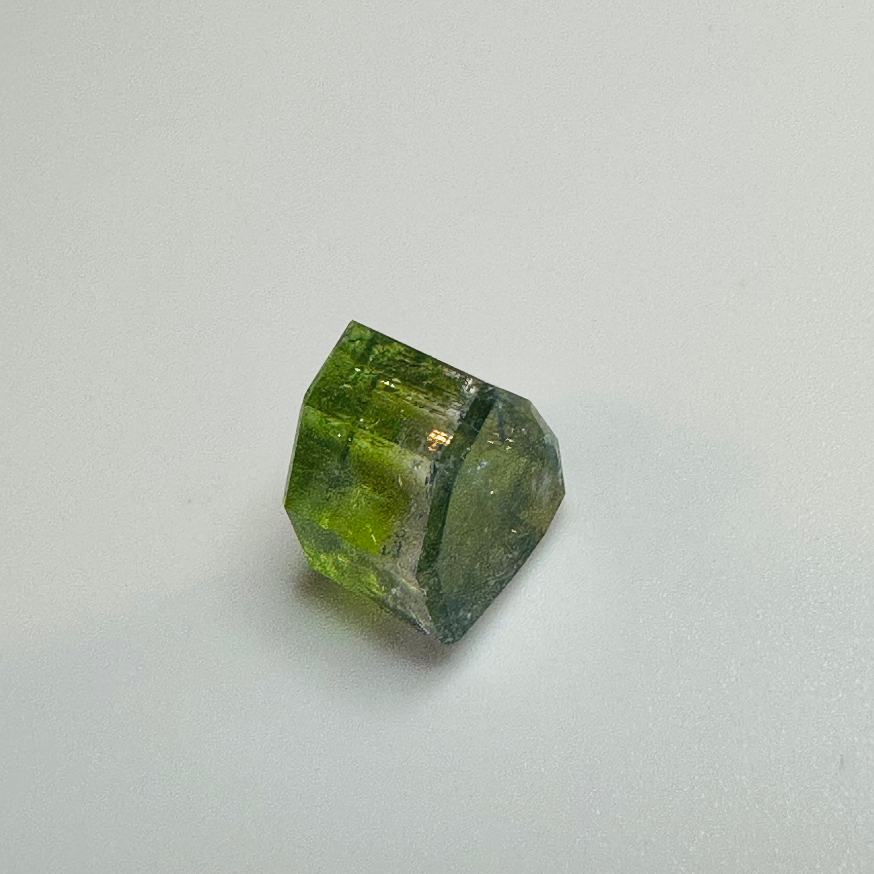 TOURMALINE MULTI-COLOUR FANCY CUT 10MMX8MM  6.67CTS image 4