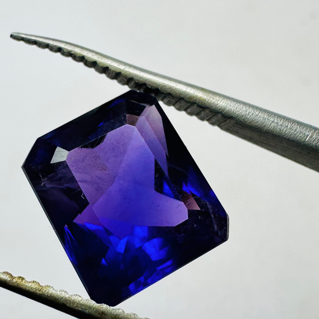 AMETHYST CUSHION 10.6MMX9.3MM  4.54CTS image 0