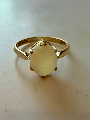 Opal ring set in 9ct yellow gold size O1/2 image 6