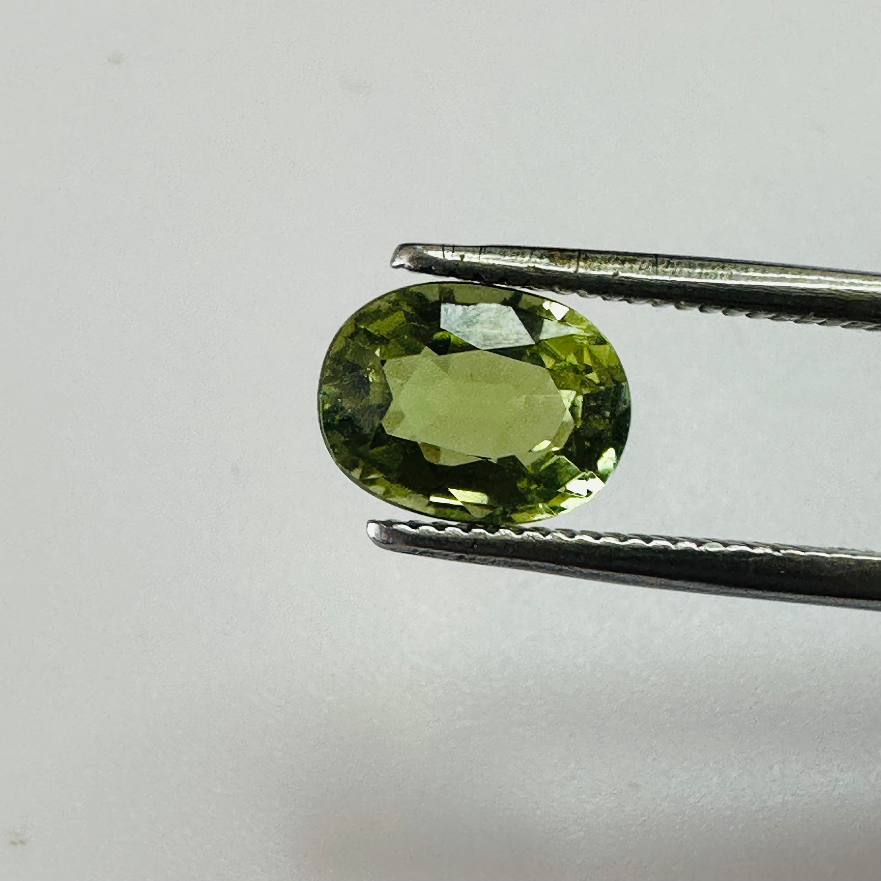 TOURMALINE GREEN OVAL  8MMX6MM   1.46CTS image 2