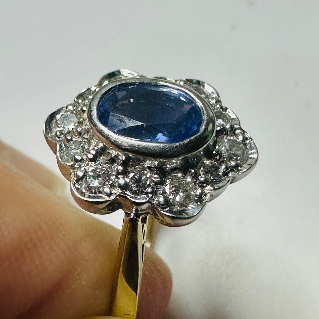 New 9ct Yellow Gold Cornflower Blue Sapphire and Diamond ring sizeN image 2