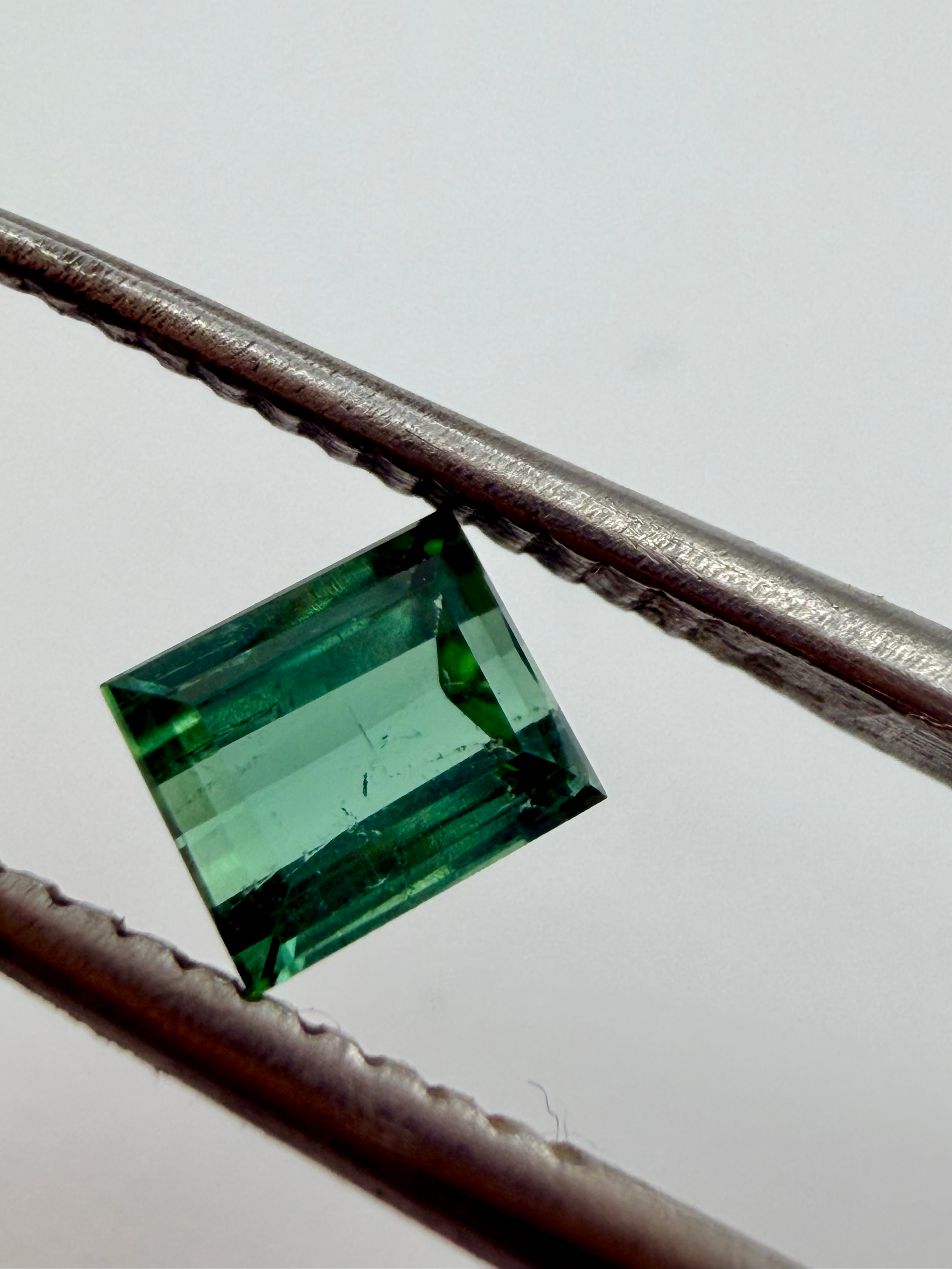Ken Harrington Cut Green Tourmaline 4.8mm x 4.2mm 0.60cts image 0