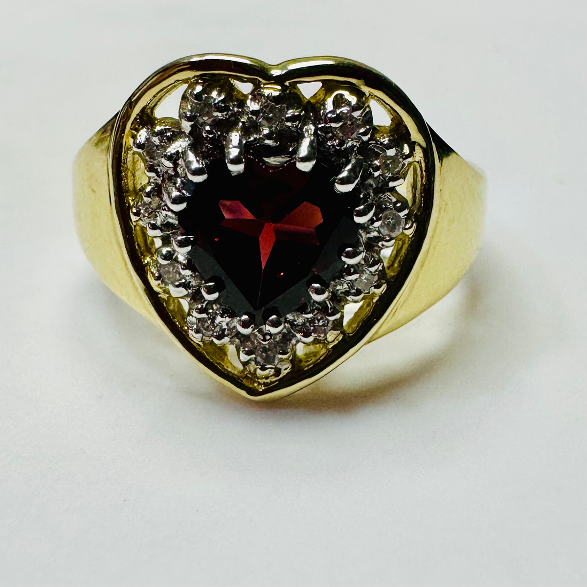 NEW 9ct Garnet and Diamond Heart Ring Size P image 1