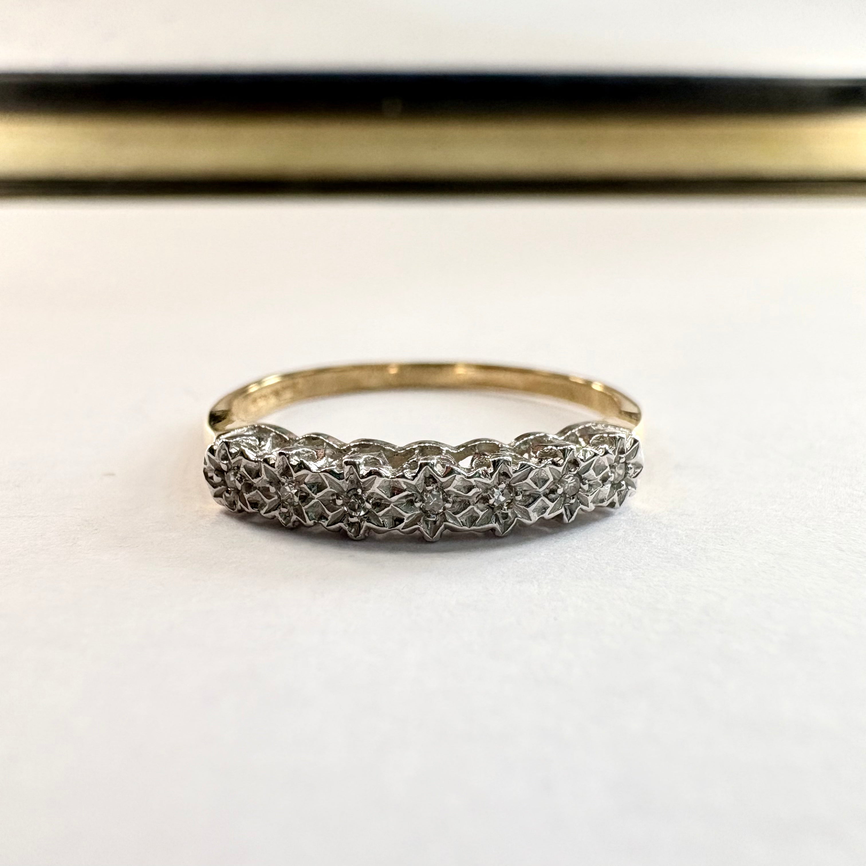 9ct yellow gold diamond Ring N image 0