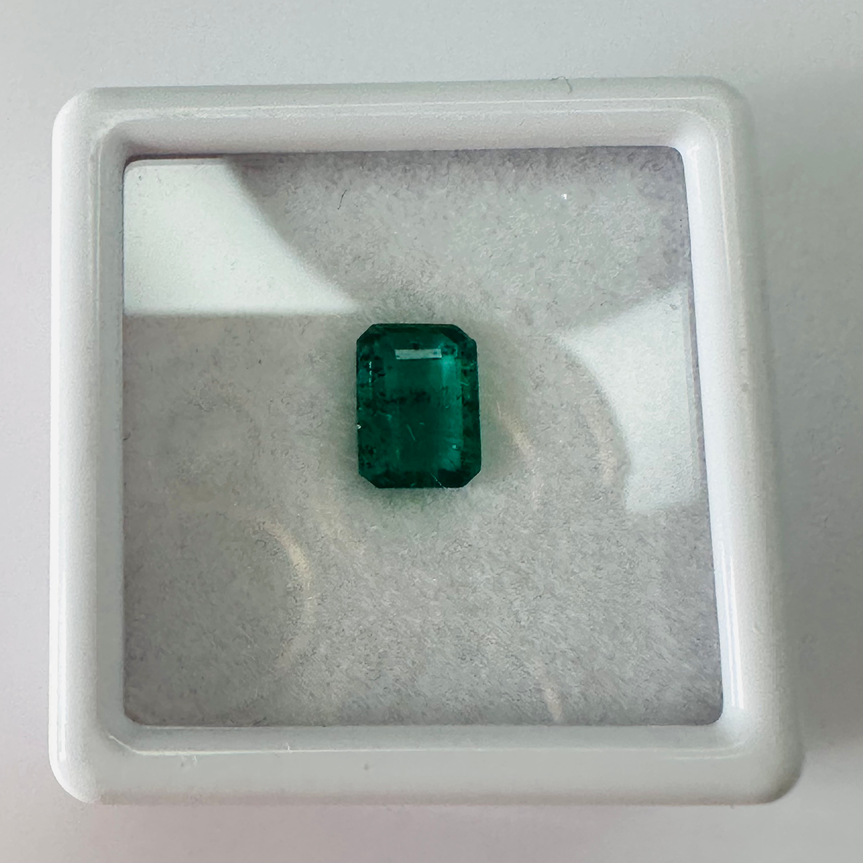 EMERALD OCTAGON 7MM X 5MM 0.89CTS image 2