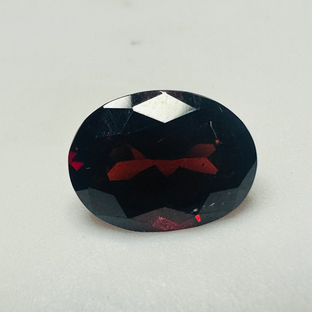 GARNET OVAL 10MMX7.5MM   2.72CTS image 1