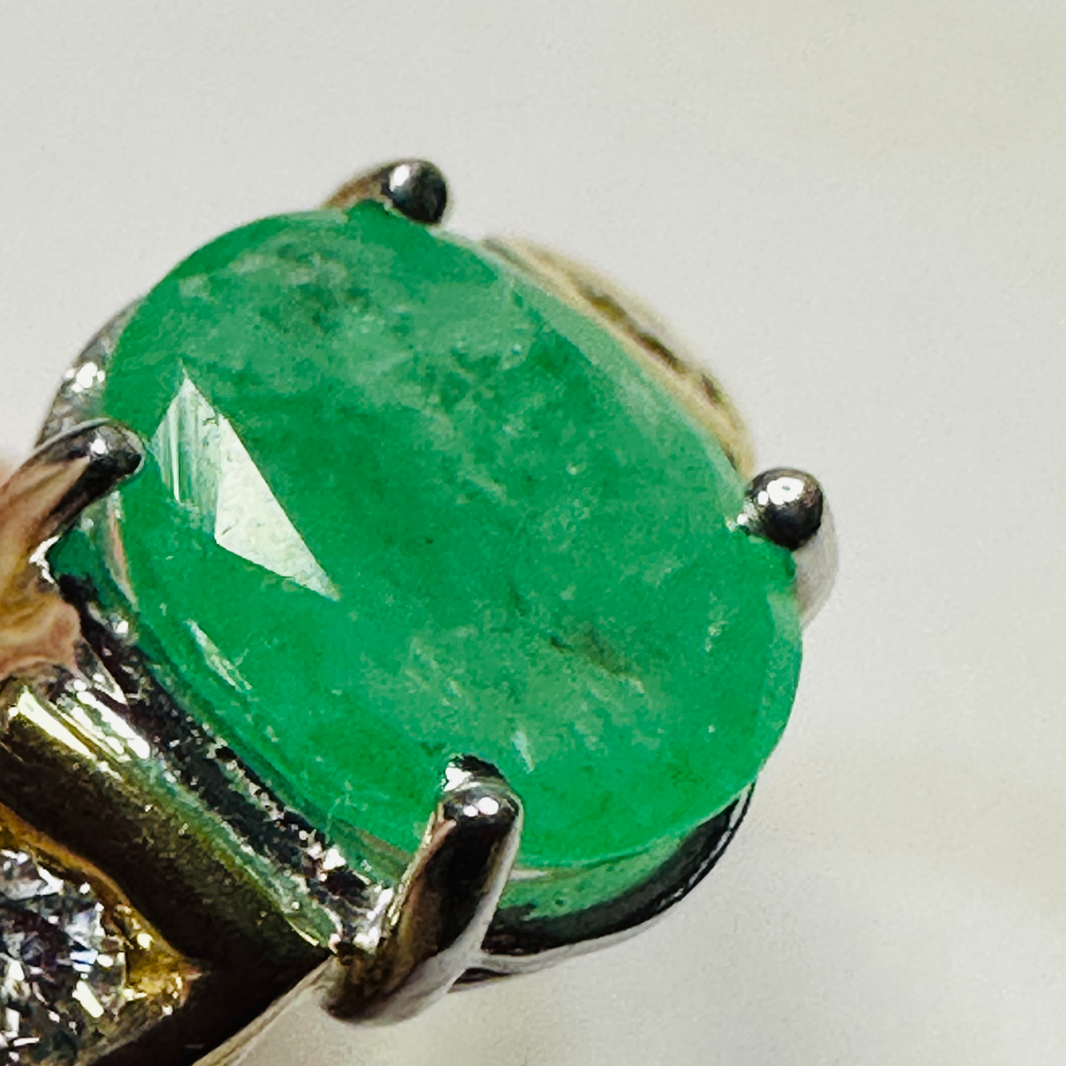 NEW 9Ct Emerald and Diamond Ring Size R image 6