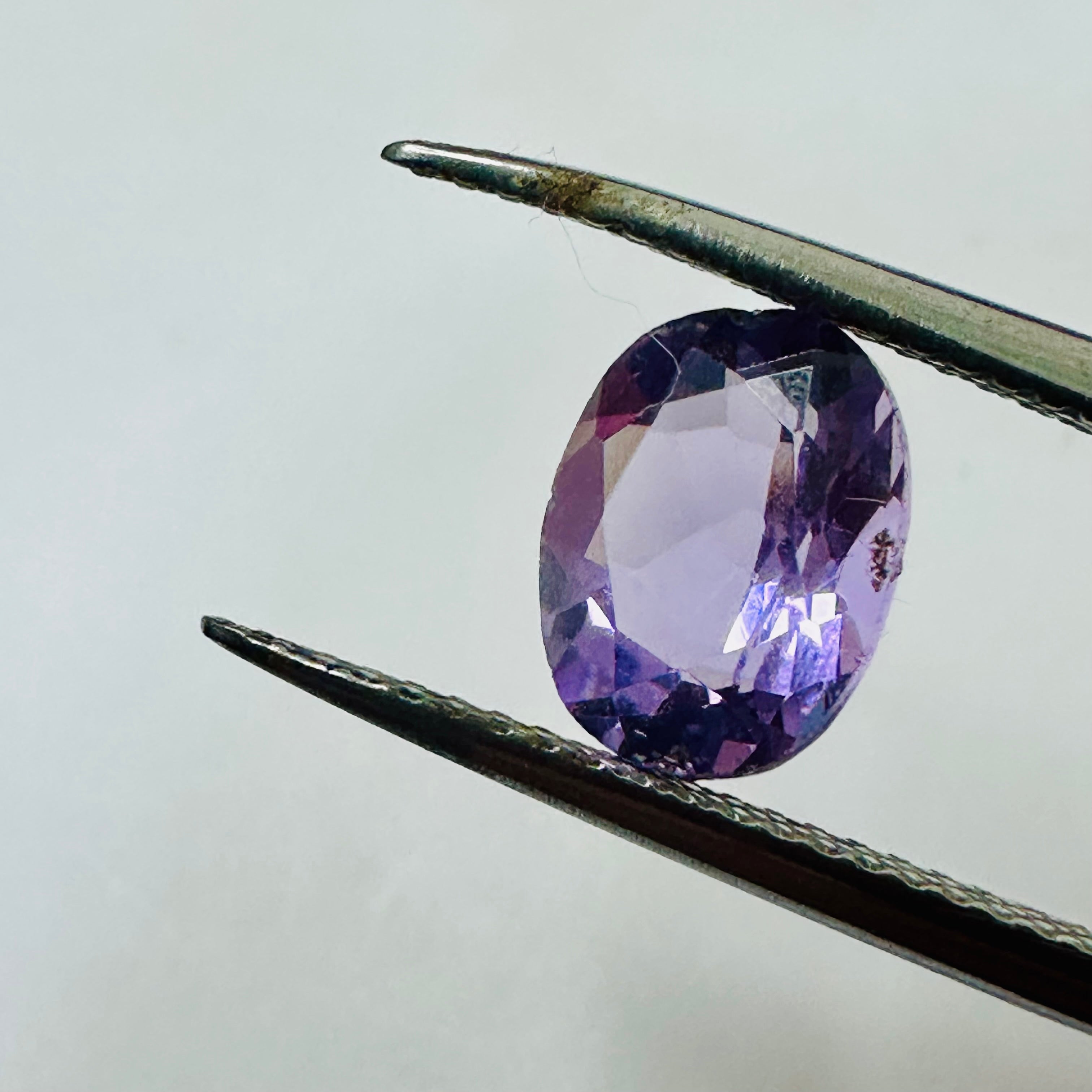 AMETHYST OVAL 9MMX7MM  1.81CTS image 1
