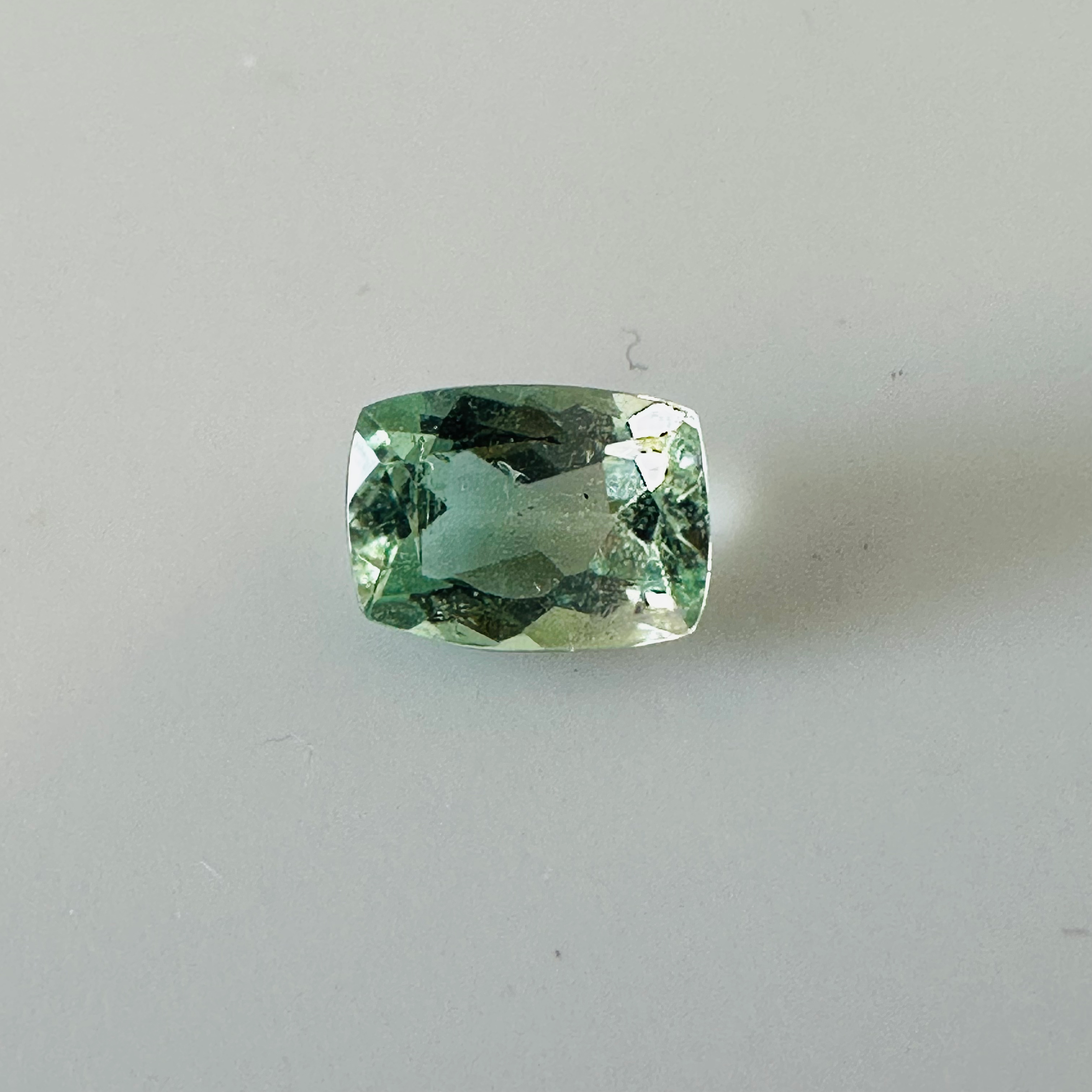 TOURMALINE BI COLOUR CUSHION  7MMX5MM   0.93CTS image 5