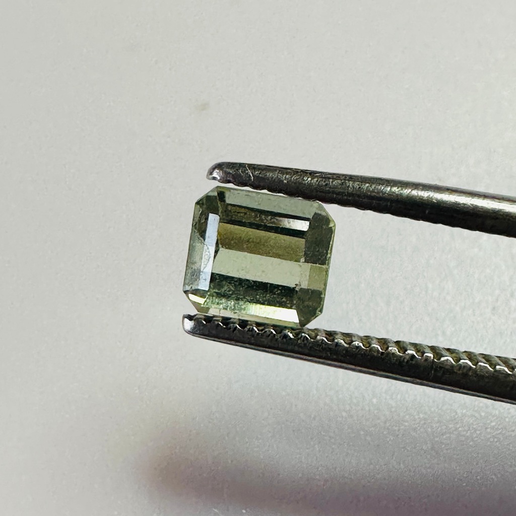 TOURMALINE GREEN  5.2MMX4.8MM   0.72CTS image 2
