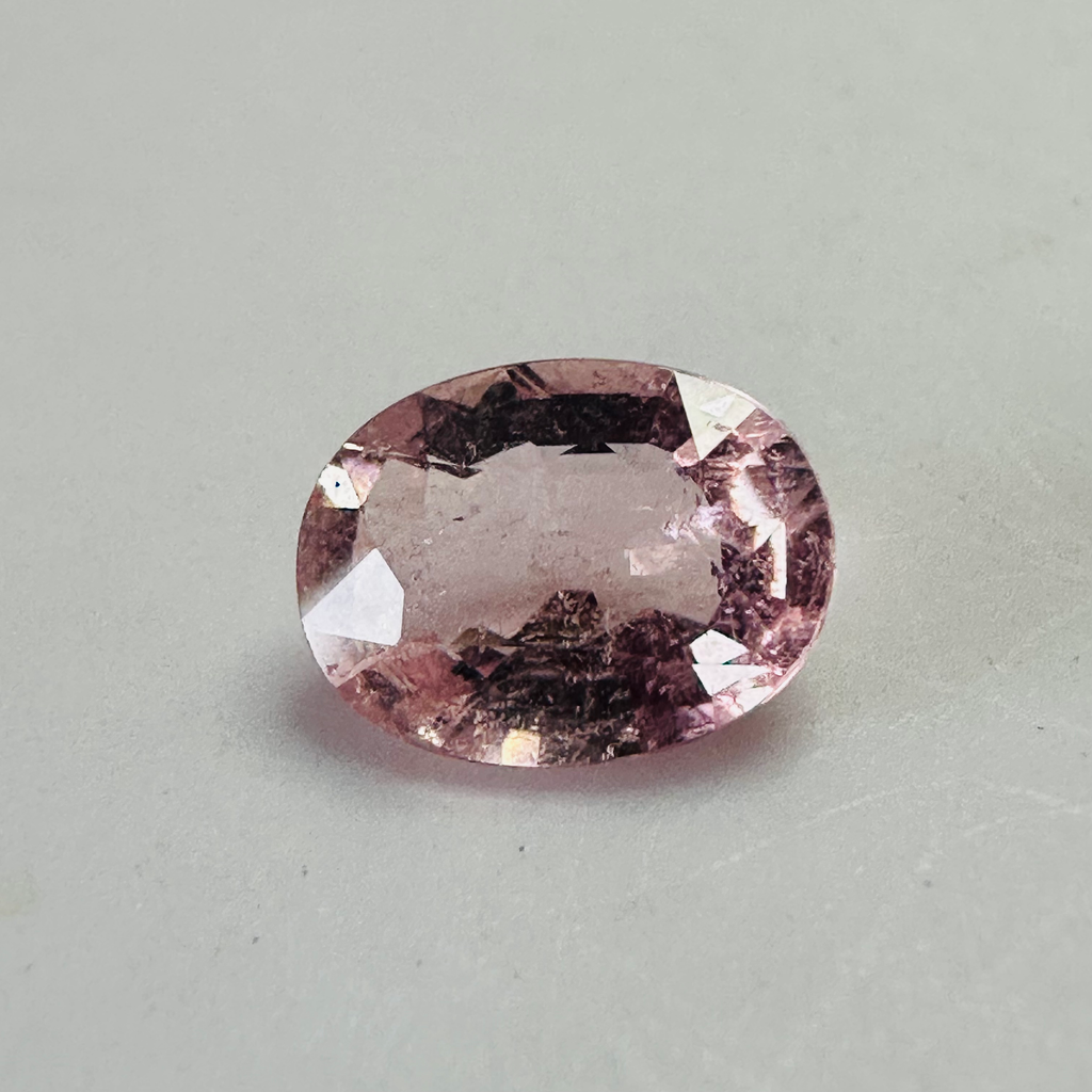 Tourmaline pink oval 8.1mmx7.1mm  1.25cts image 0