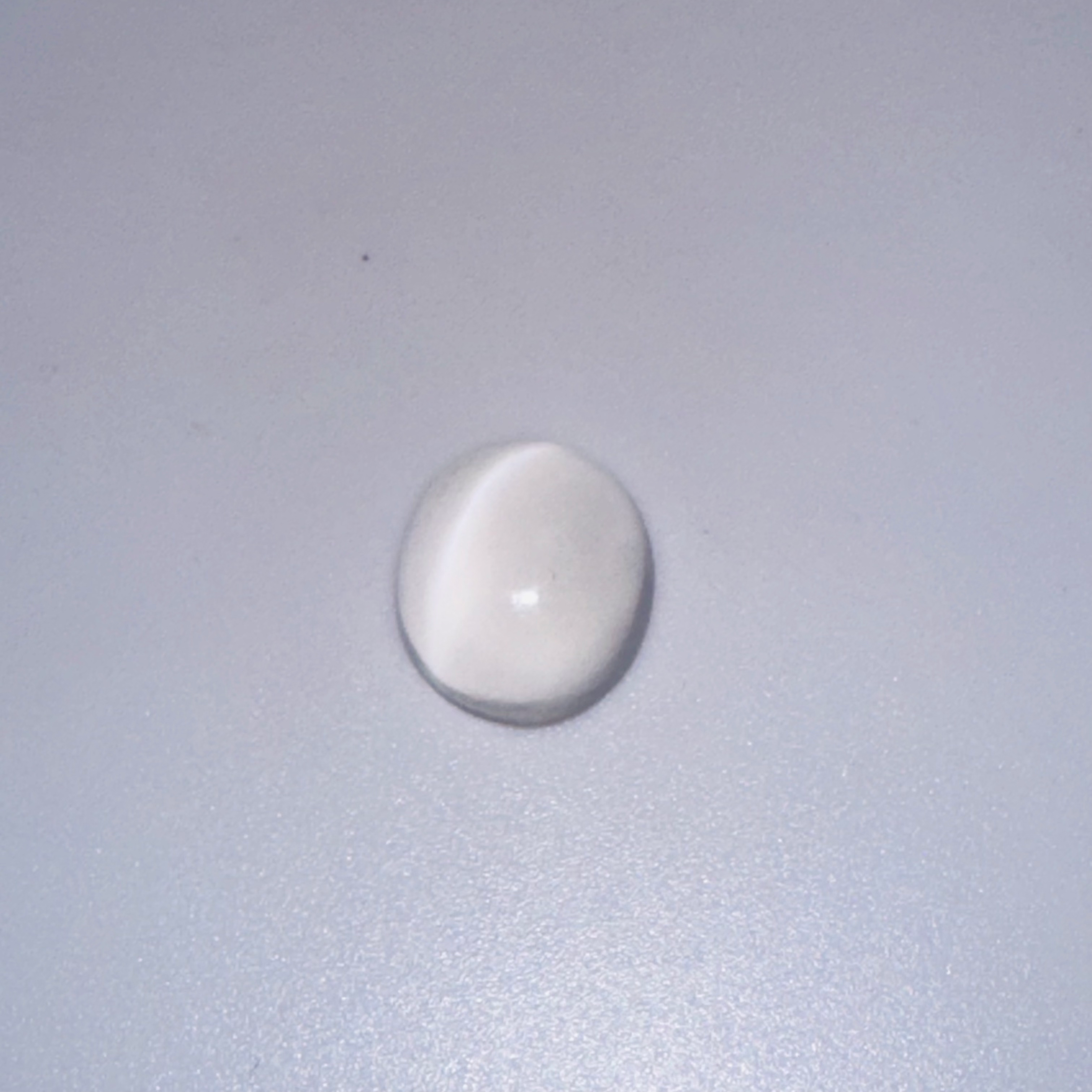 Moonstone  white moon oval 13x11mm  5.76cts image 2