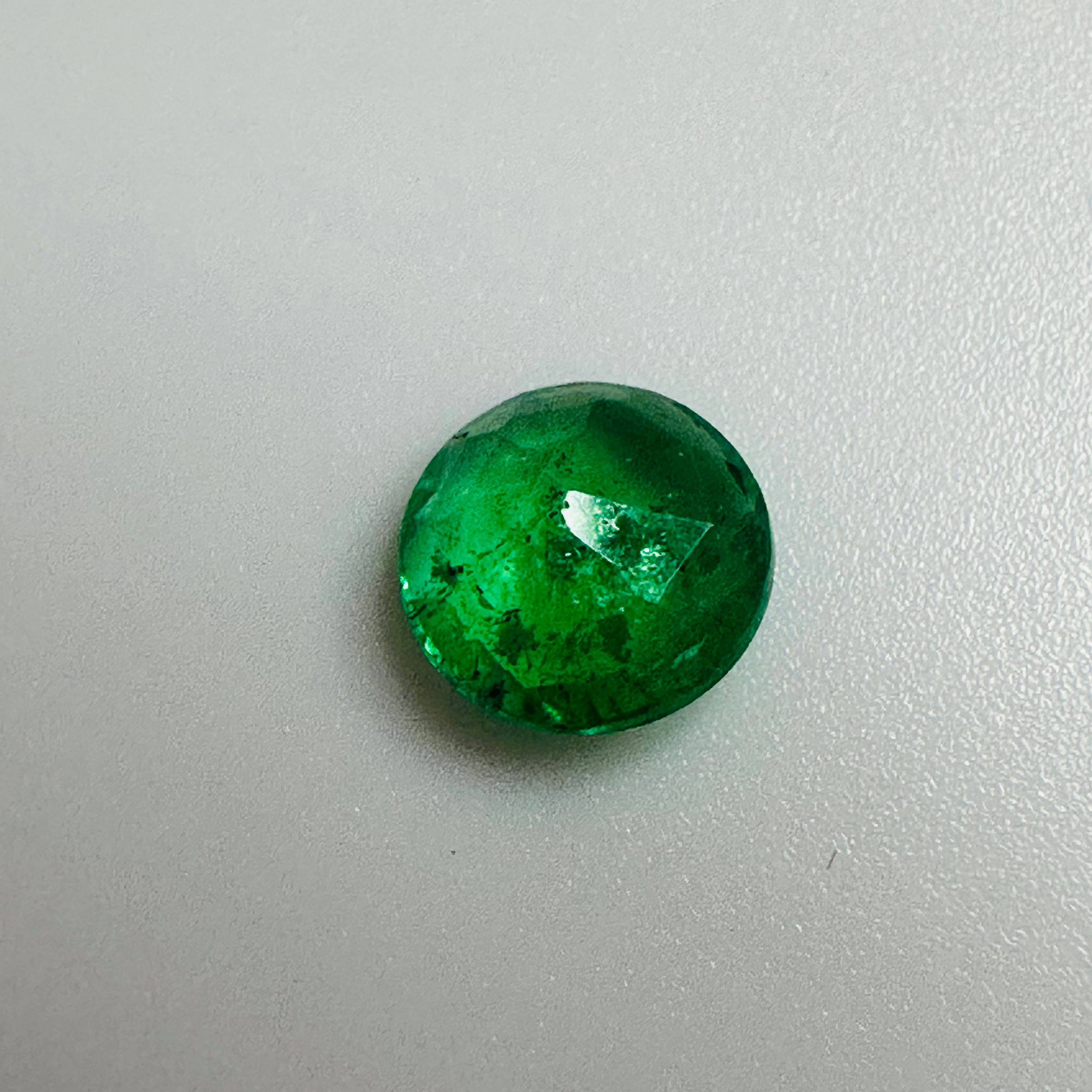 EMERALD ROUND 7.5MM  1.13CTS image 5