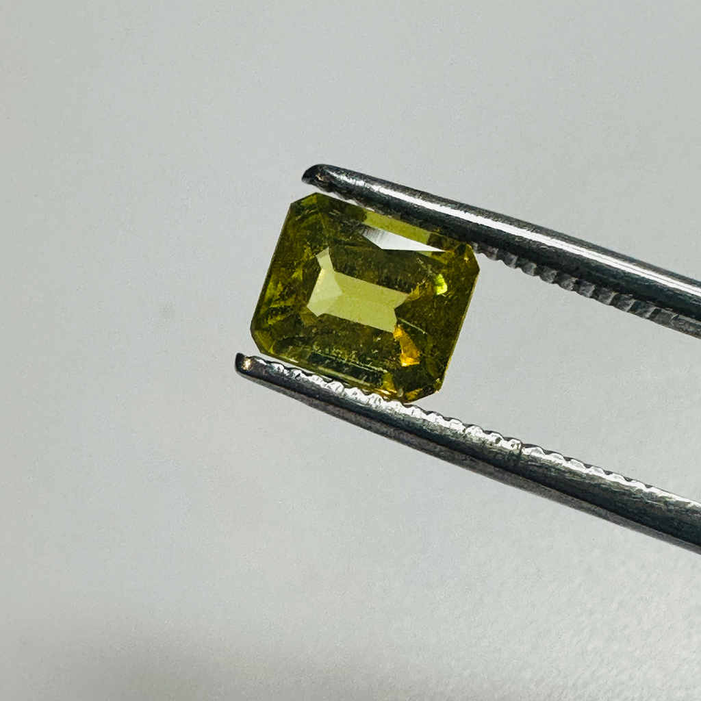 TOURMALINE YELLOW TRAP CUT 7MMX6.5MM  1.27CTS image 0