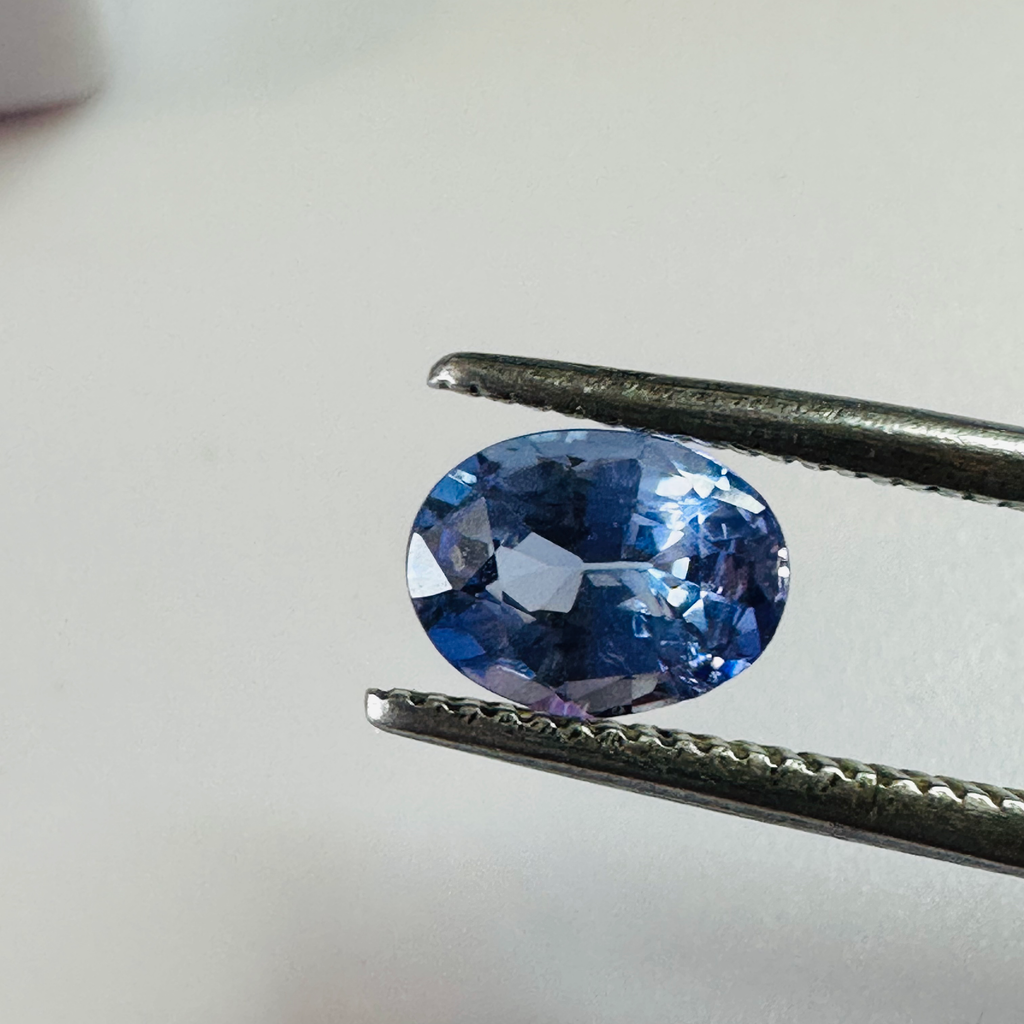 TANZANITE 0VAL 7MMX5.2MM  0.82CTS image 2
