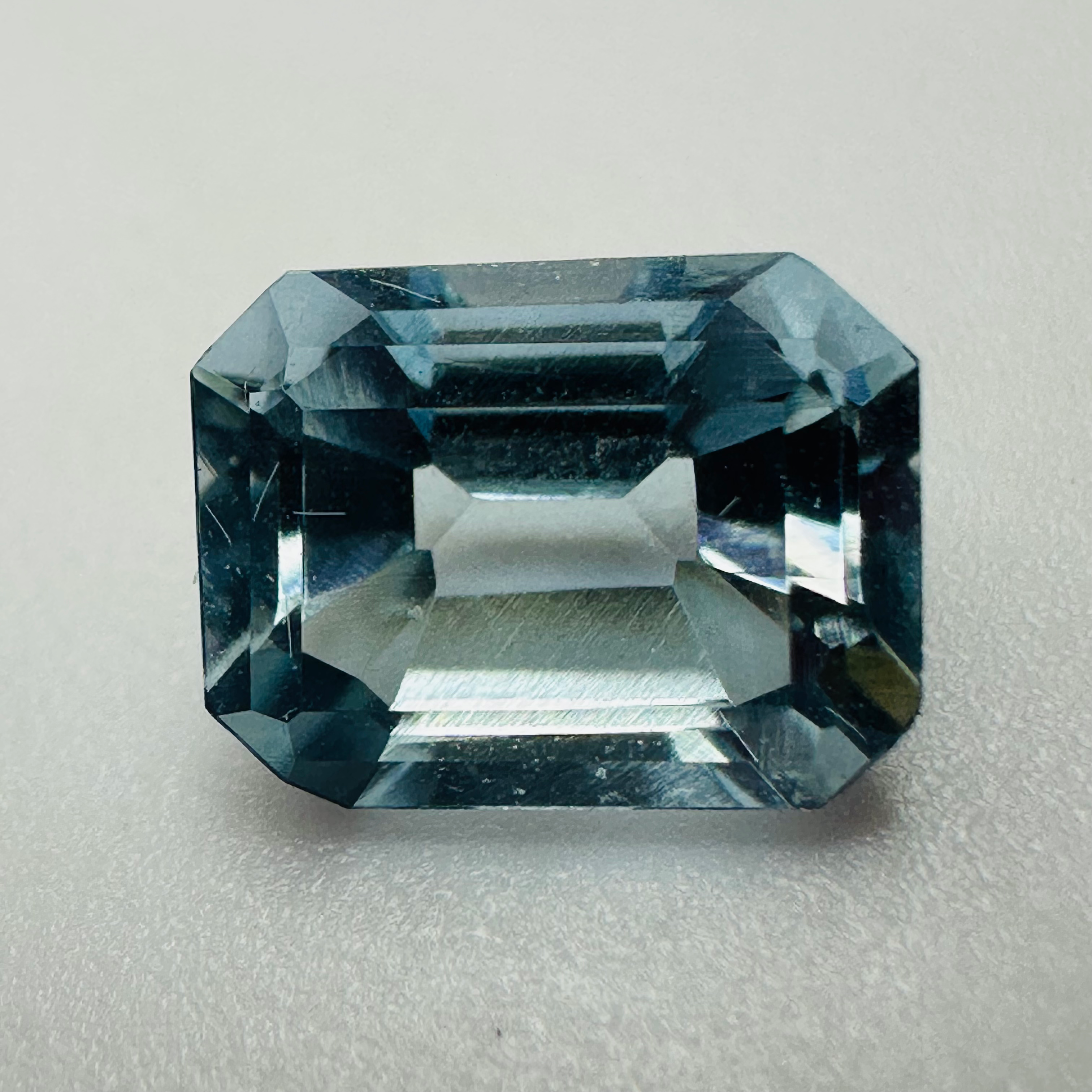 AQUAMARINE ANTIQUE CUT  9MMX7MM 2.19CTS image 0