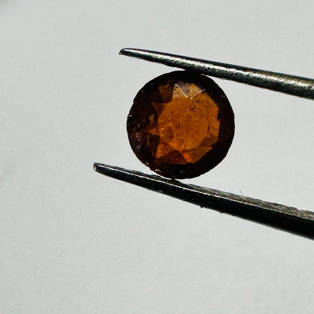 GARNET  ROUND 4.4MM  0.43CTS ORANGE image 3