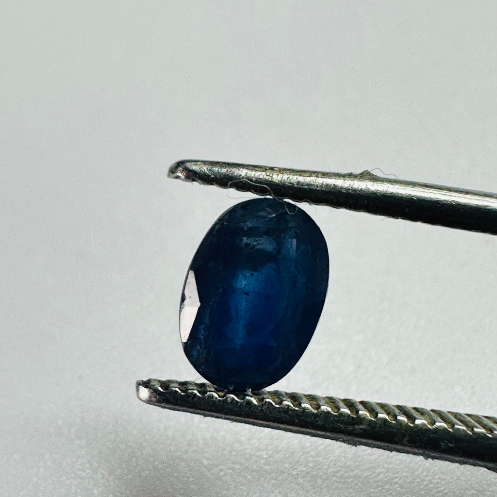 BURMA BLUE SAPPHIRE OVAL 6.8MMX4.8MM 0.85CTS image 1