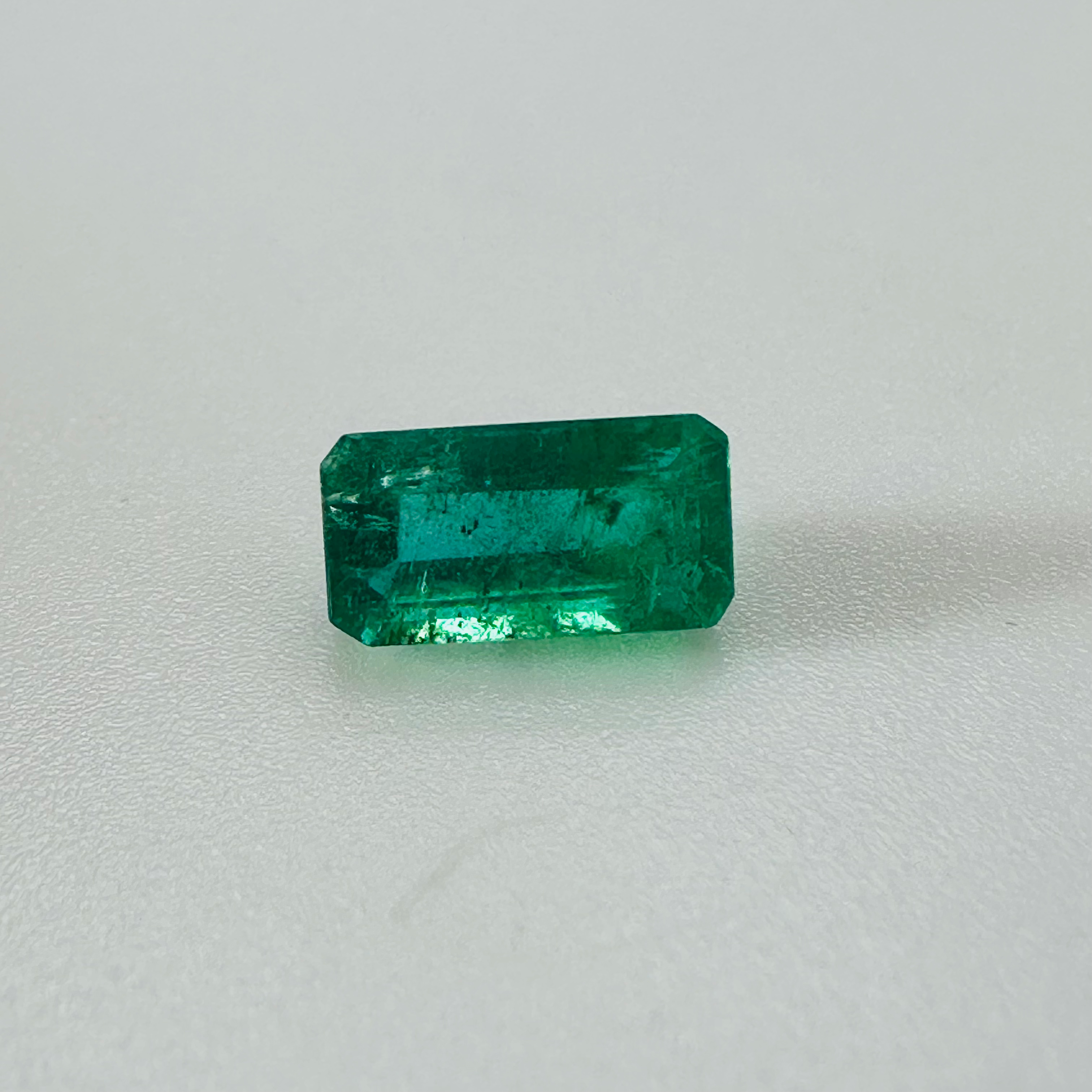 EMERALD OCTAGON 8MM X 4MM 1.14CTS image 1