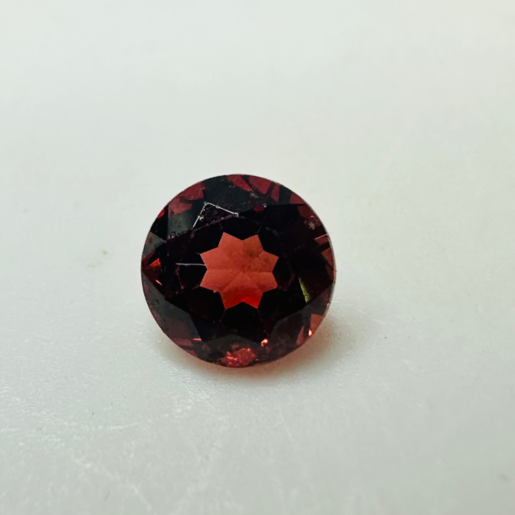 GARNET  ROUND 4.8MM  0.54CTS  RED/ORANGE image 7