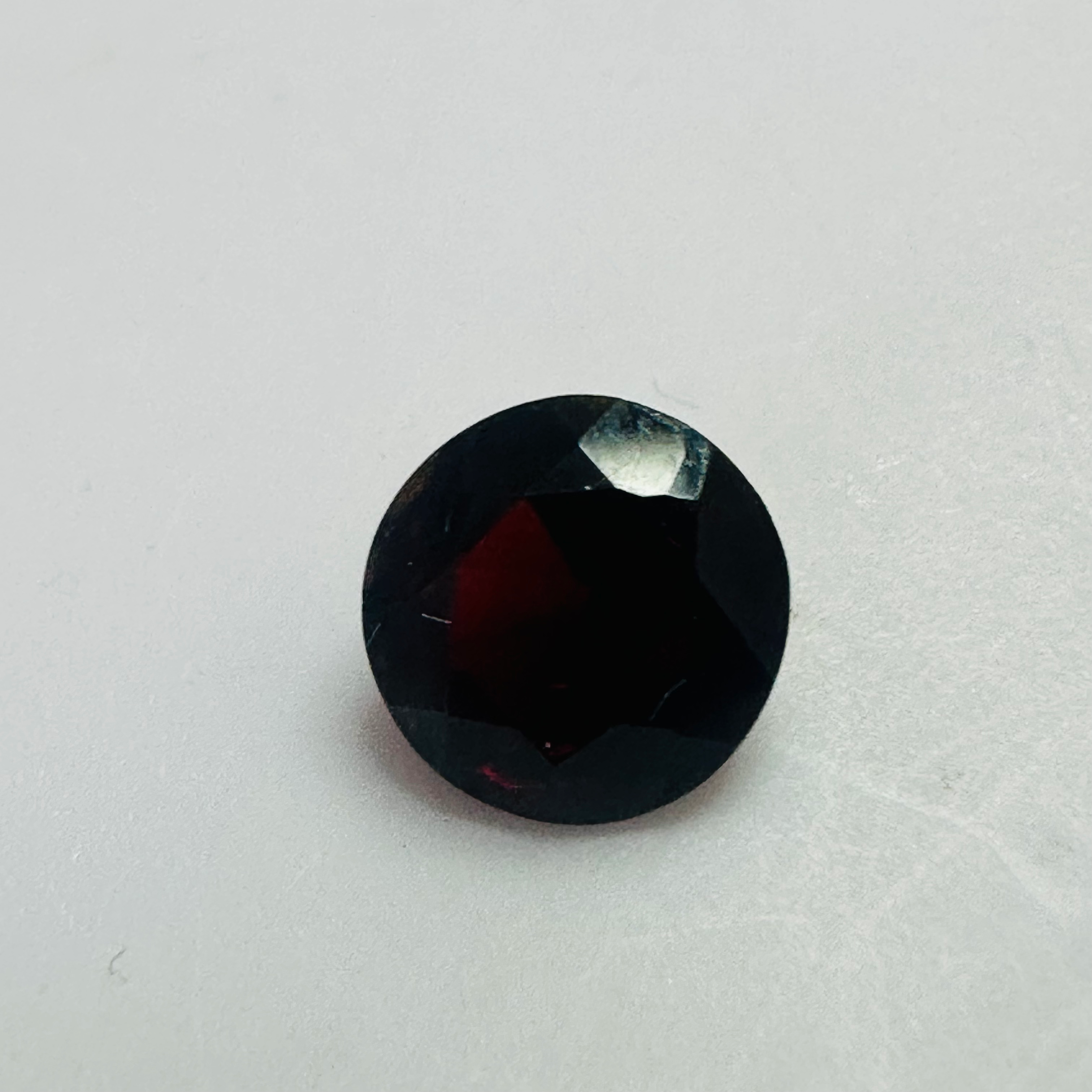 GARNET  ROUND 7MM  1.40CTS  DEEP RED image 6