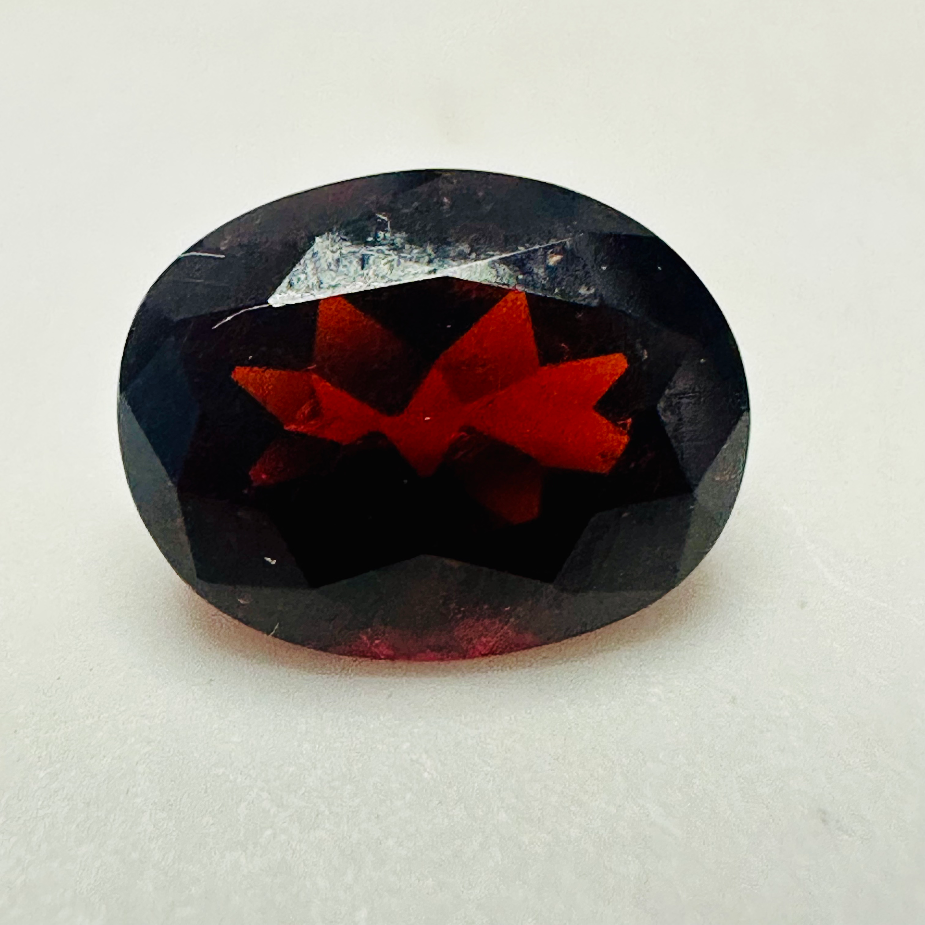 GARNET OVAL 9MMX7MM 2.33CTS image 1