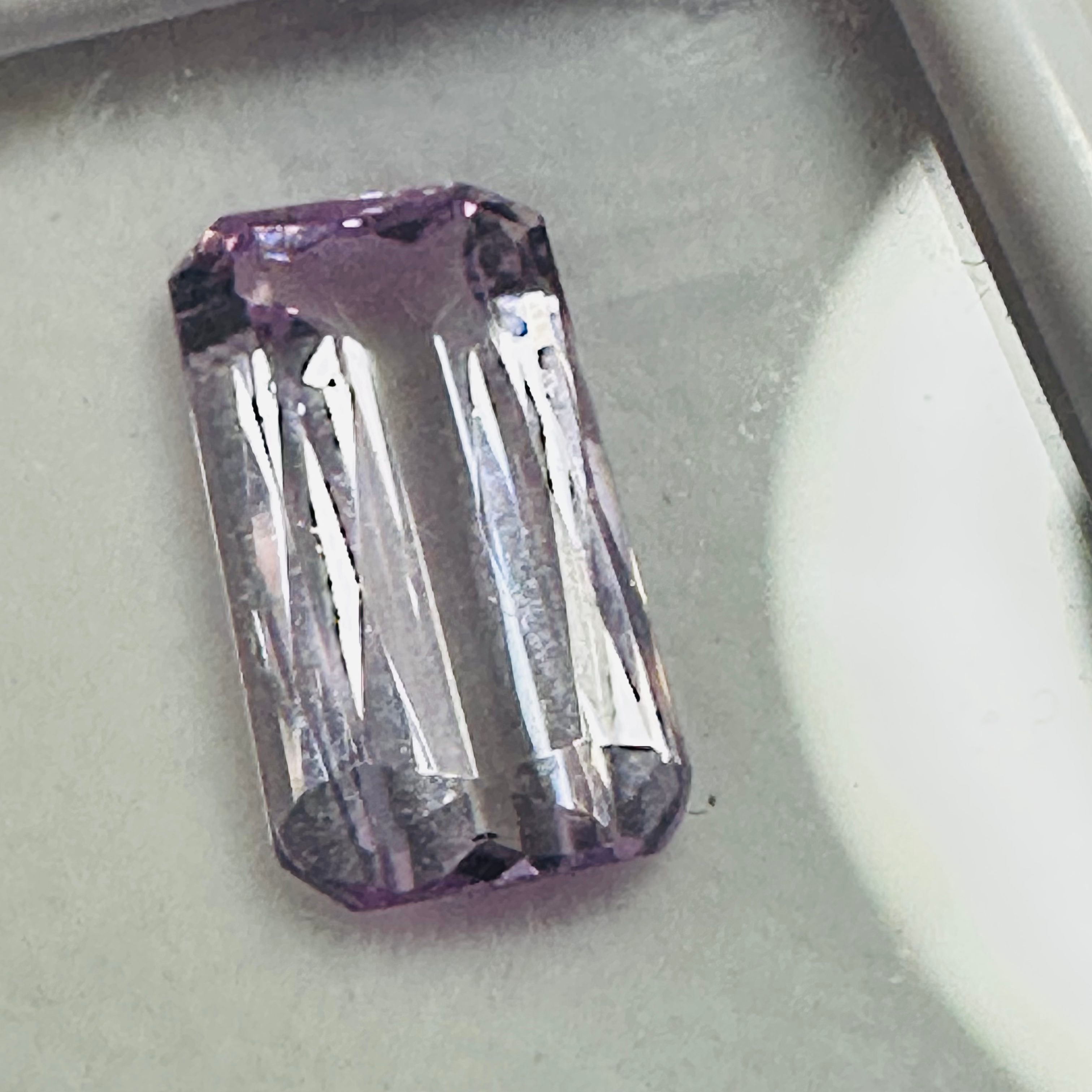Kunzite pink rectangle 11.6x6.4mm  2.66cts image 5