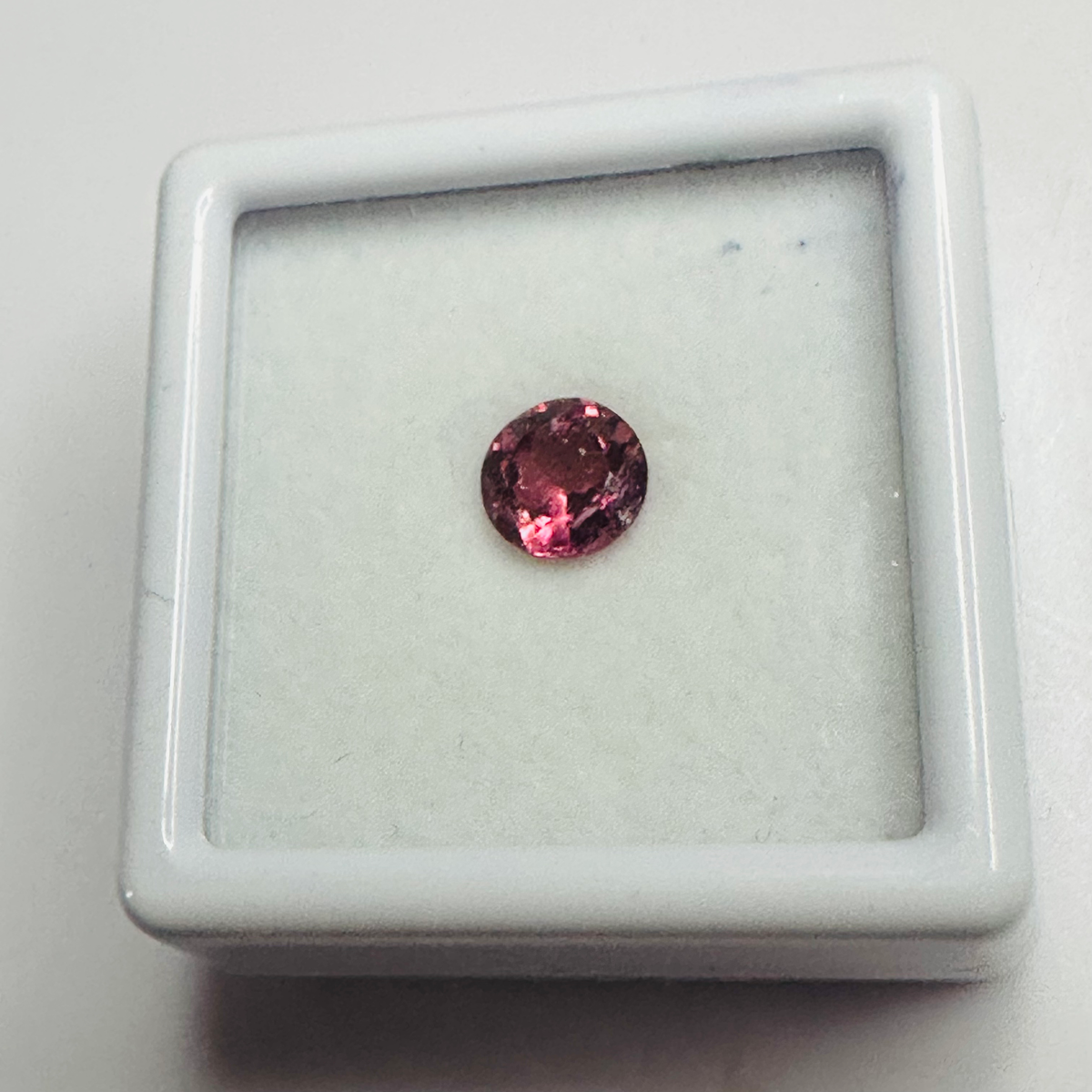 TOURMALINE PINK ROUND 5.7MM  0.76CTS image 3