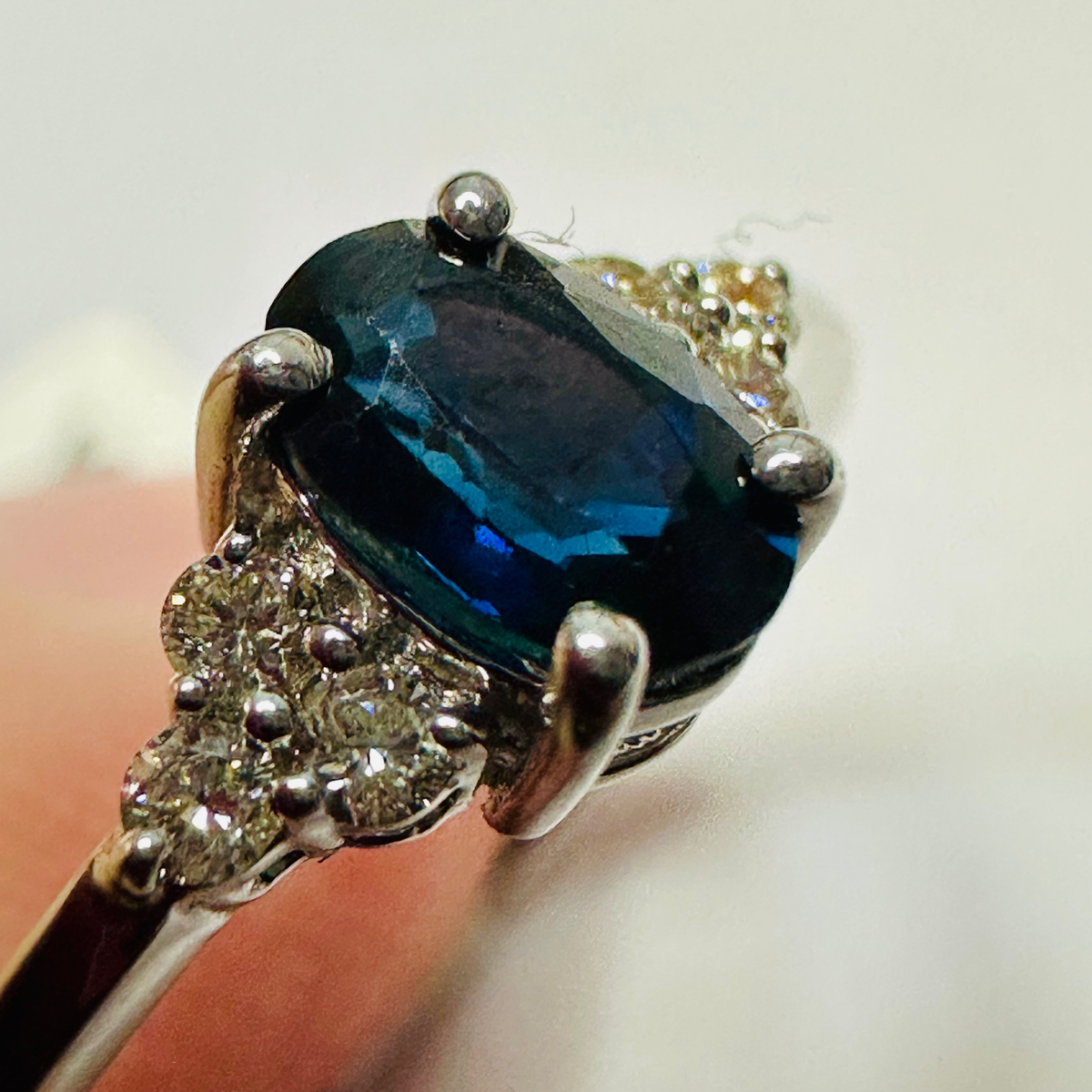 NEW 18Ct Sapphire and Diamond Ring Size M image 6