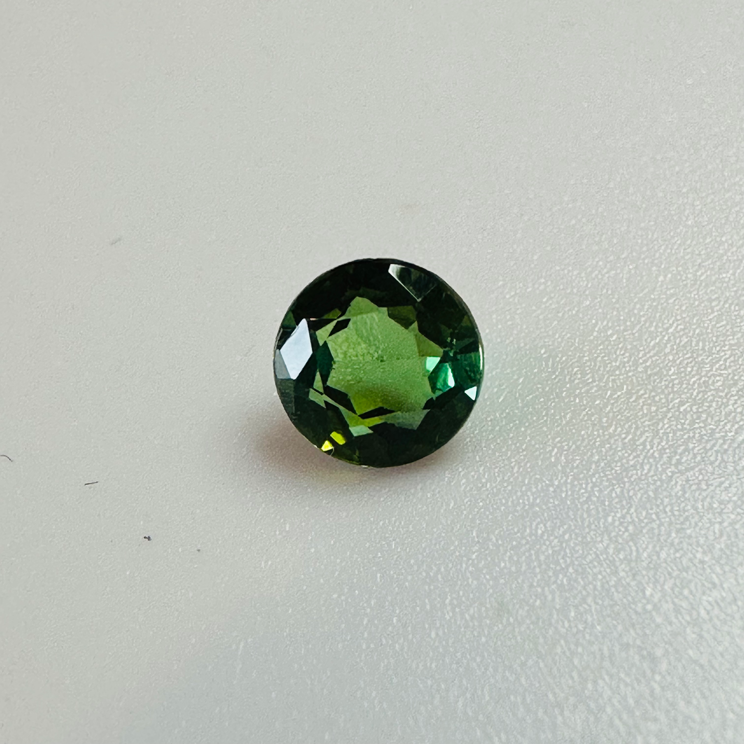 TOURMALINE GREEN  ROUND 5.4MM   0.62CTS image 0