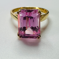 Hand cut Synthetic Sapphire Pink 9ct yellow gold ring size N image 0