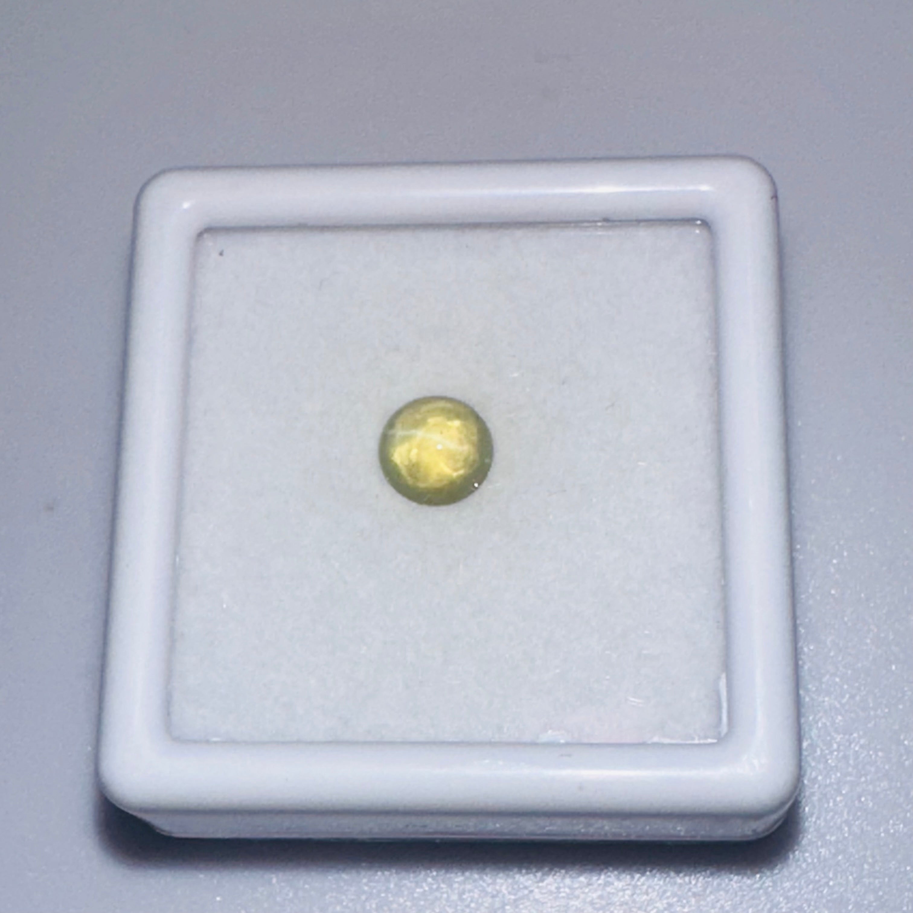 CHRYSOBERYL CATS EYE 5MM ROUND  0.80CTS image 2