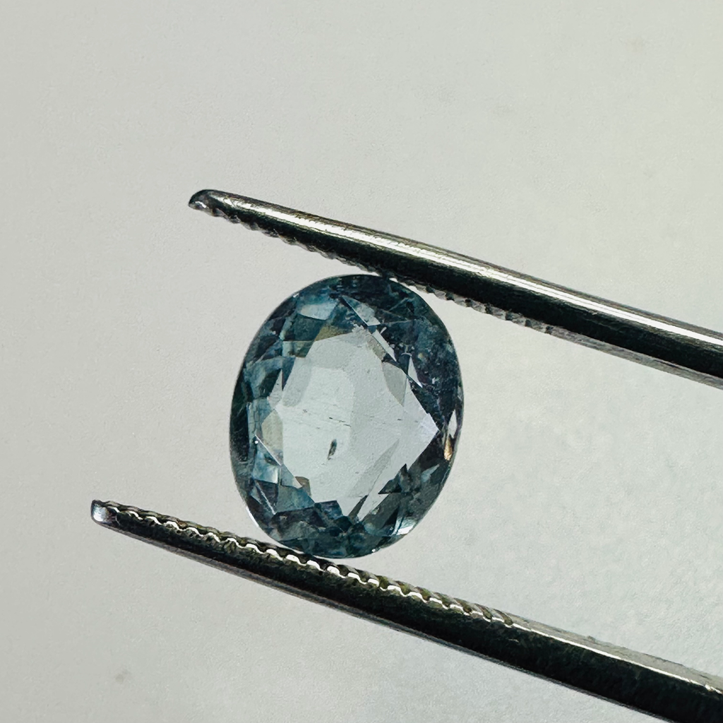 AQUAMARINE OVAL 9MMX7MM 1.81CTS image 3