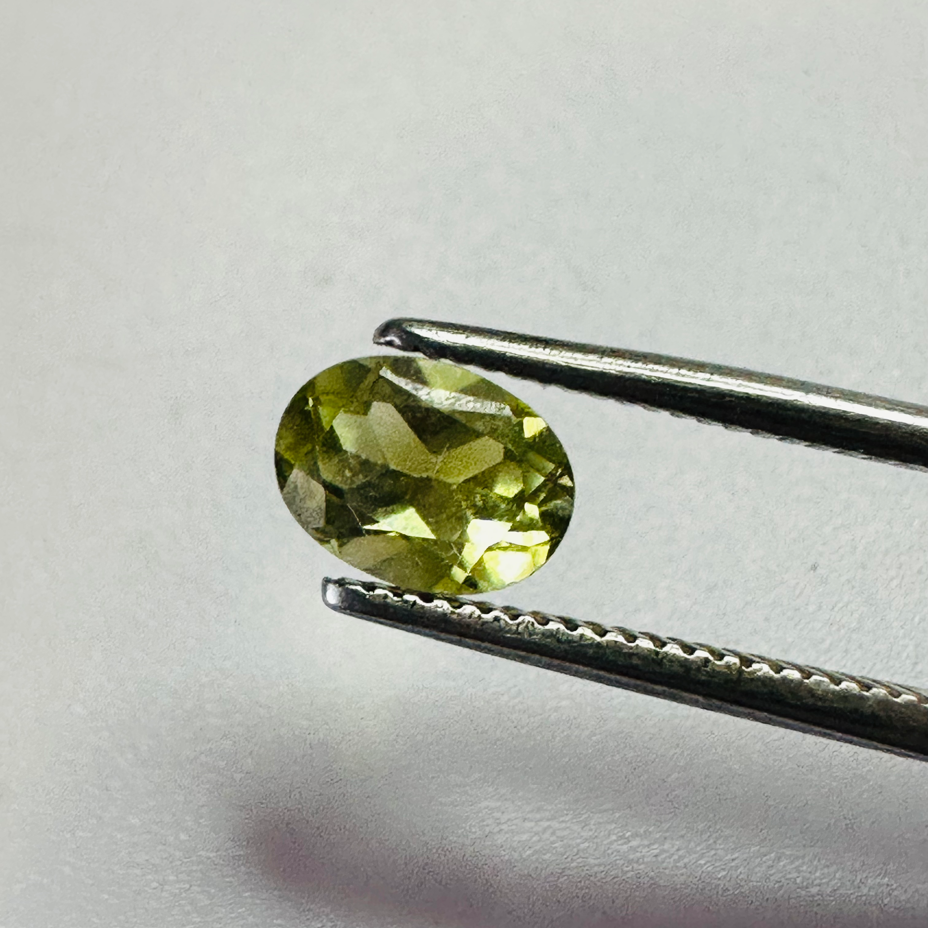 TOURMALINE YELLOW OVAL  7MMX5.3MM  0.86CTS image 2
