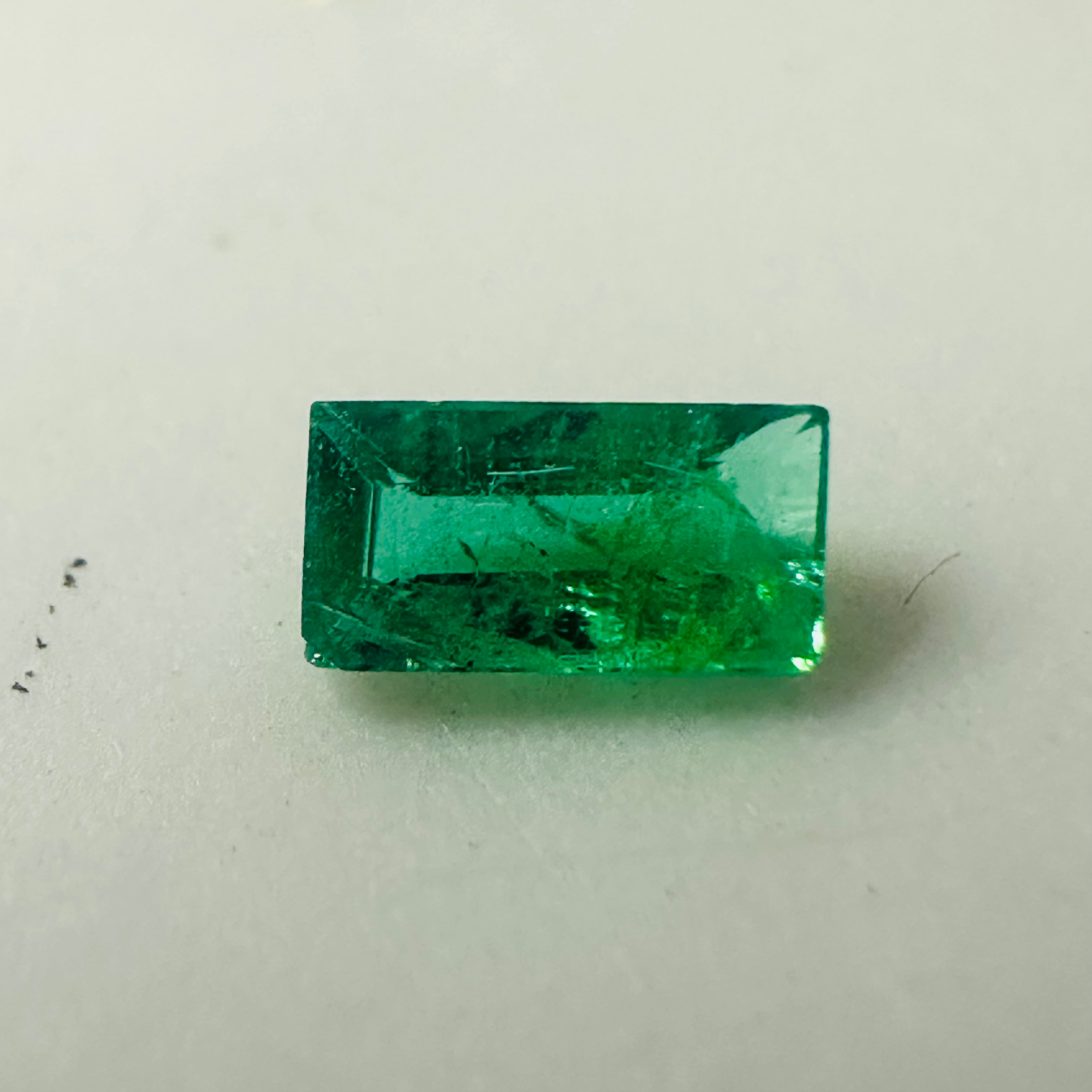 EMERALD BAGETTE 4.4MM X 2.3MM 0.15CTS image 0