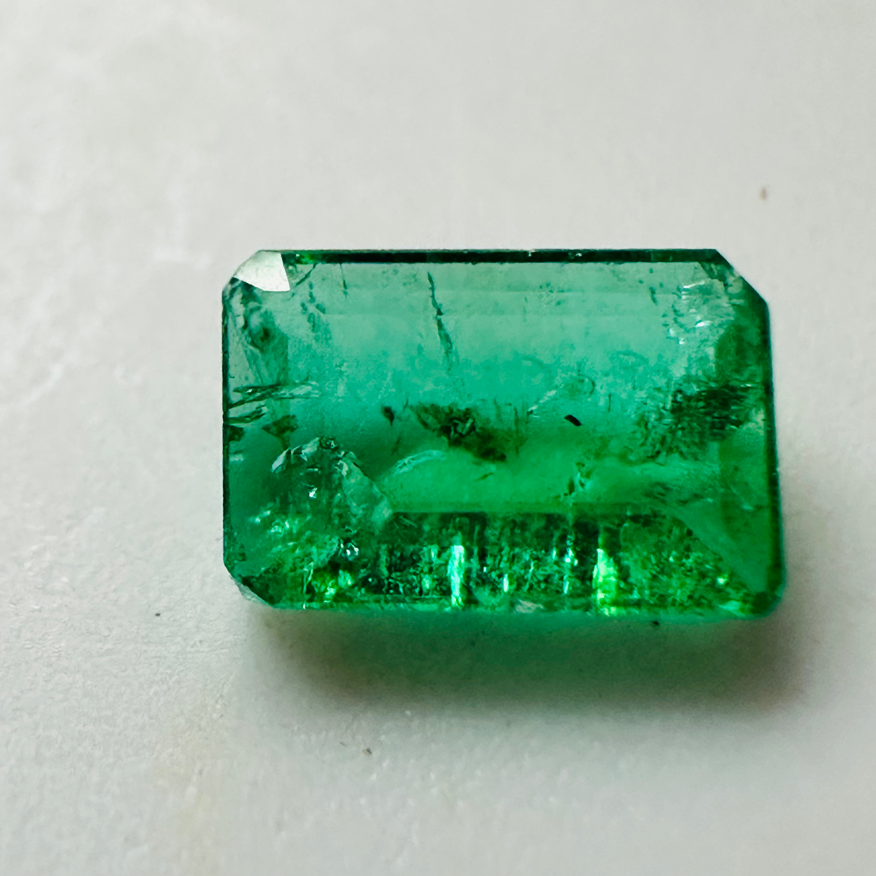 EMERALD OCTAGON 6MM X  4MM  0.50CTS image 0