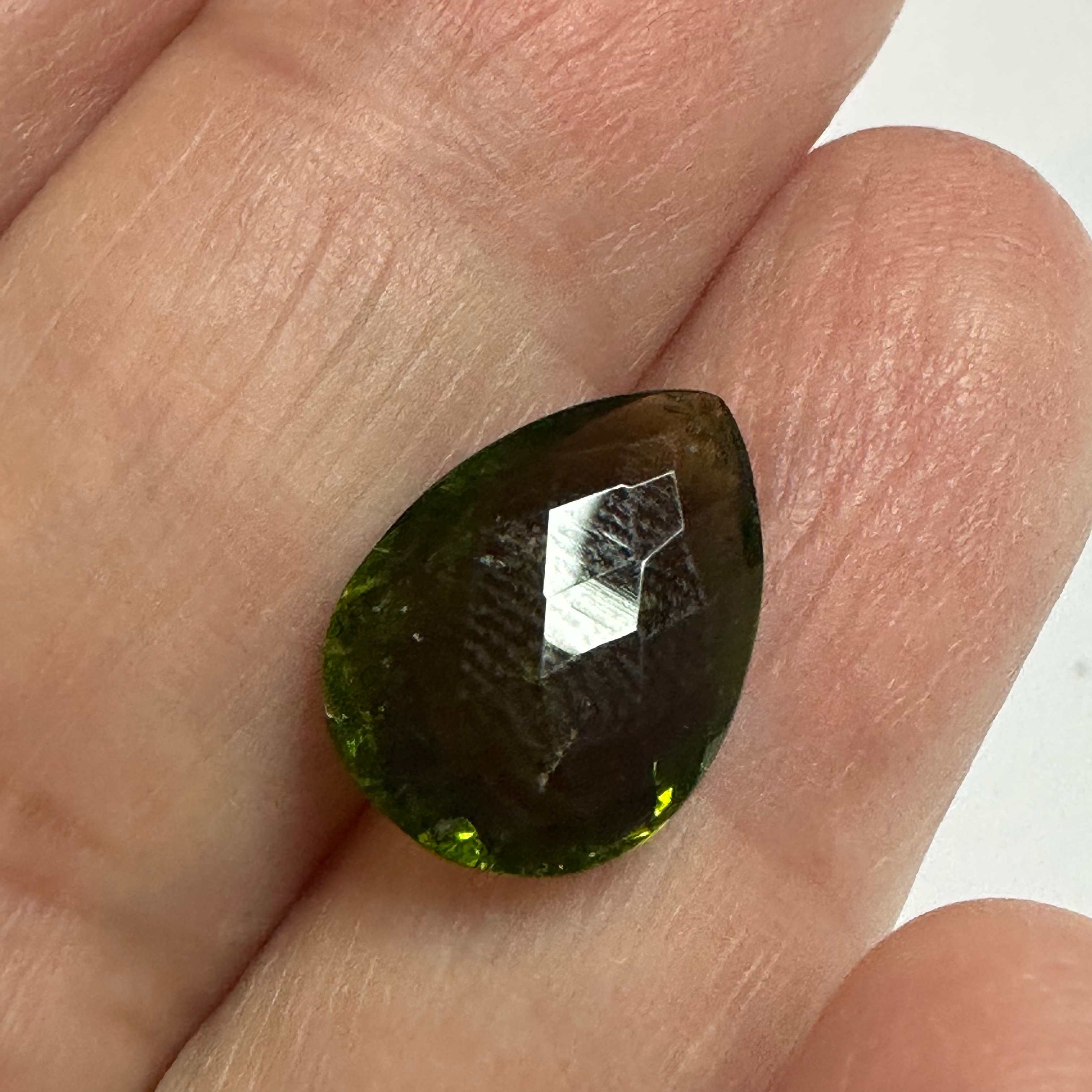 TOURMALINE GREEN DROP  14.6MMx10.5MM 4.75CTS image 6