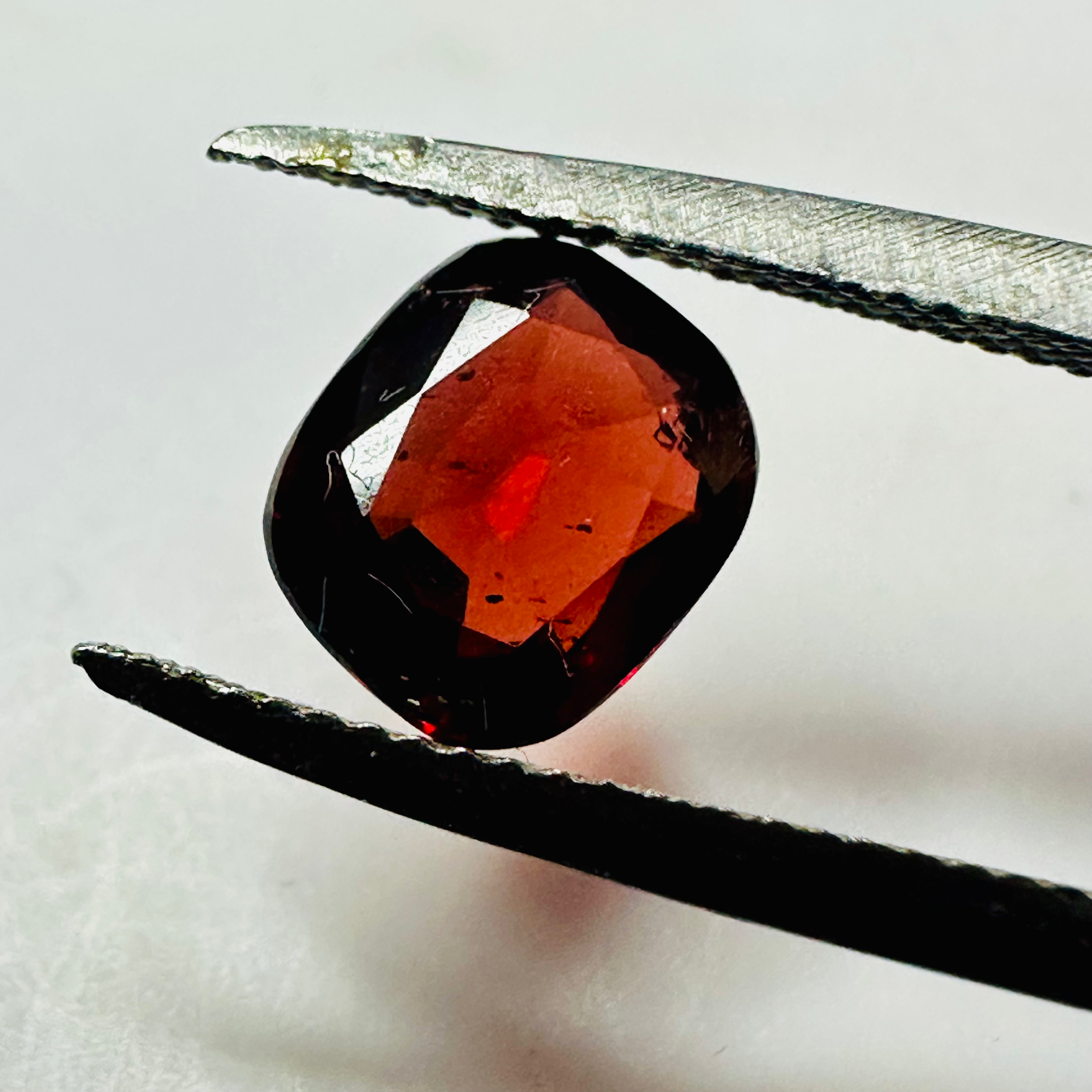 GARNET CUSHION 7.6MMX6.4MM  1.51CTS image 0