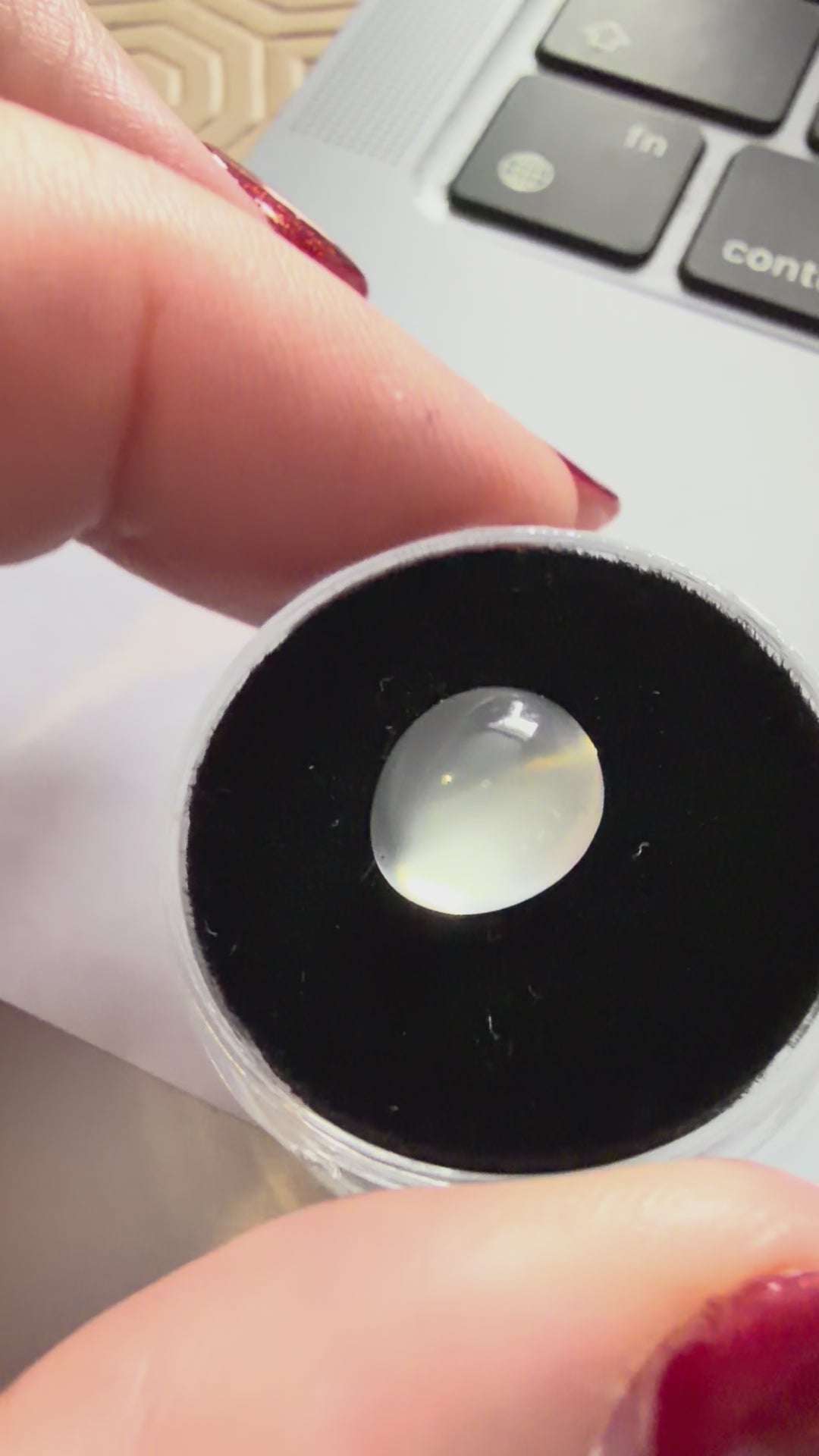 Moonstone 9.8x8.4mm 3.20ct