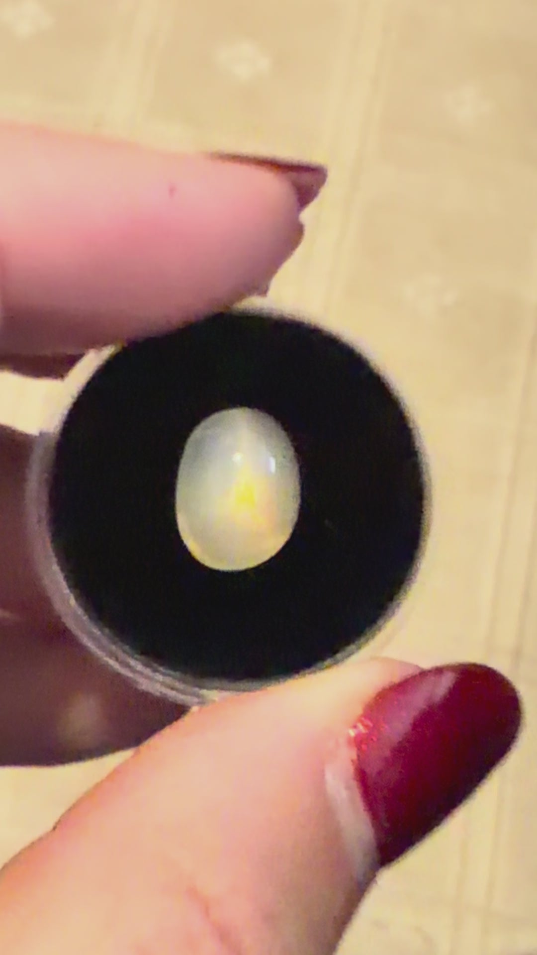 Moonstone Oval 11.2x8.1mm 4.80ct